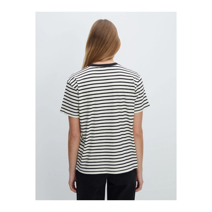 LCW Bisiklet Yaka Çizgili Kadın Tişört