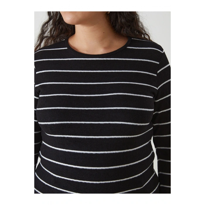 LCW Bisiklet Yaka Çizgili Kadın Tişört
