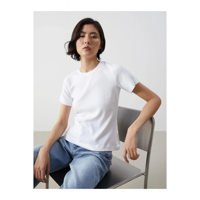 LCW Bisiklet Yaka Kadın Tişört