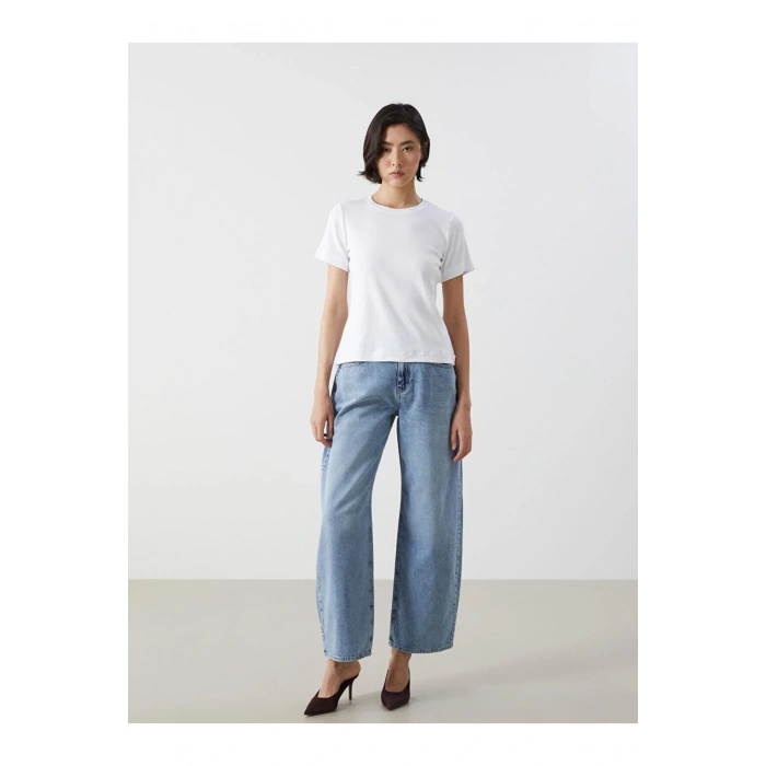 LCW Bisiklet Yaka Kadın Tişört