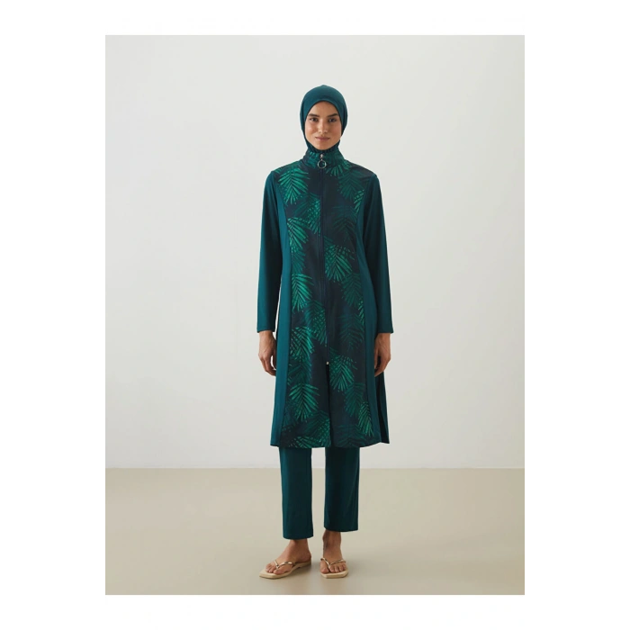 LCW Dik Yaka Çiçekli Kadın Tesettür Mayo Takımı