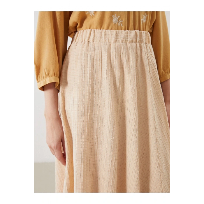 LCW Grace Bej Beli Lastikli Dokulu A Kesim Etek