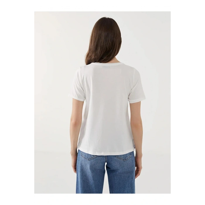 LCW Grace Beyaz Bisiklet Yaka Baskılı Kadın Tişört