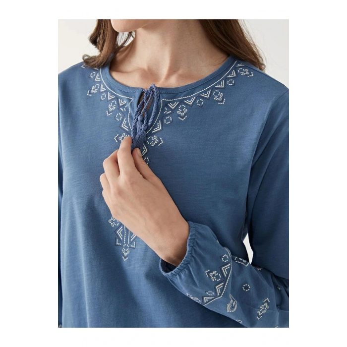 LCW Grace İndigo Bağlamalı Yaka Desenli Kadın Bluz