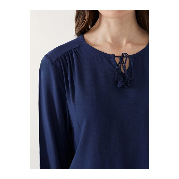 LCW Grace Lacivert Bağlamalı Yaka Kadın Bluz