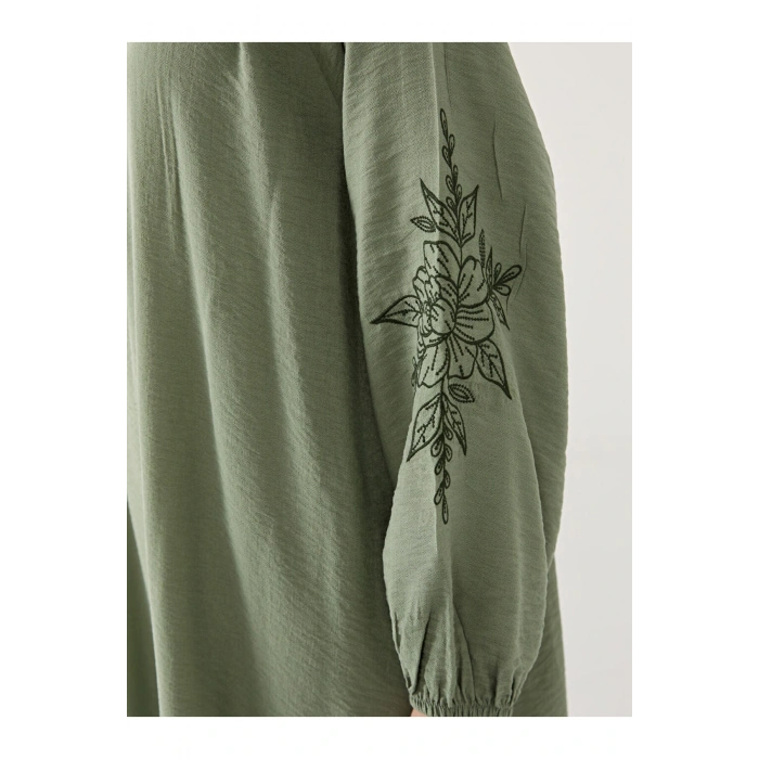 LCW Grace Yeşil Bisiklet Yaka Çiçek Nakışlı Kadın Elbise