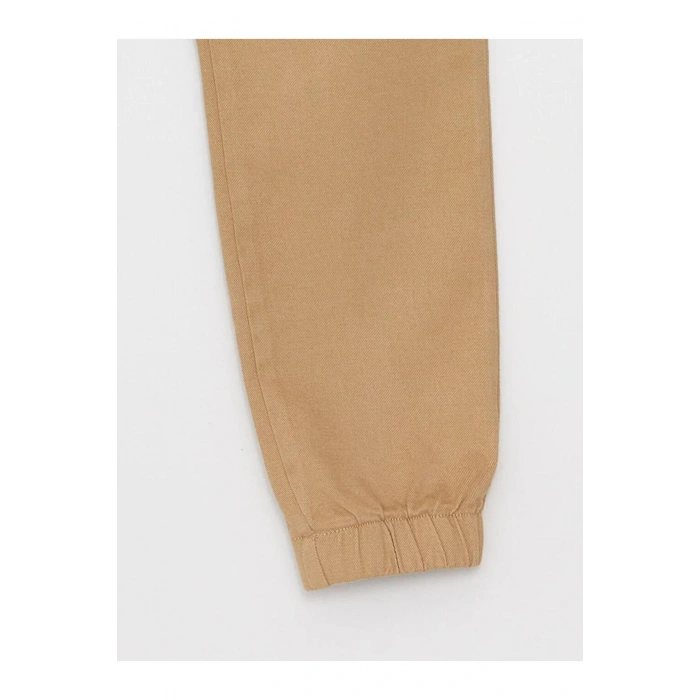 LCW Kids Bej Rahat Kalıp Beli Lastikli Erkek Çocuk Jogger Pantolon