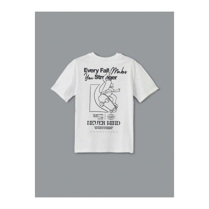 LCW Kids Beyaz Bisiklet Yaka Erkek Çocuk Tişört