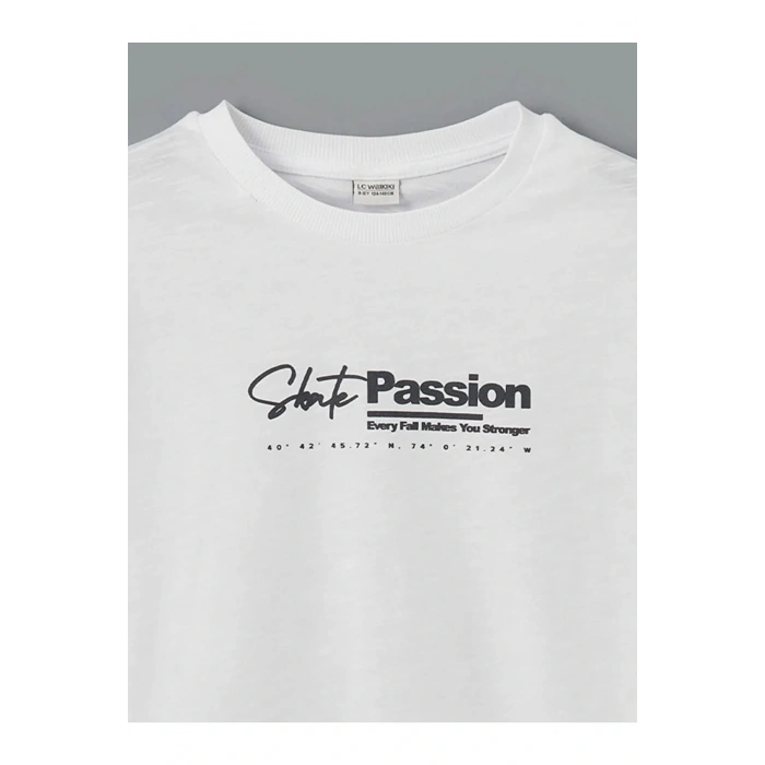 LCW Kids Beyaz Bisiklet Yaka Erkek Çocuk Tişört