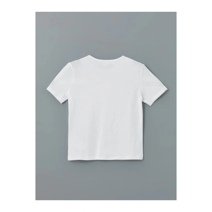 LCW Kids Beyaz Bisiklet Yaka Pul İşlemeli Kız Çocuk Tişört