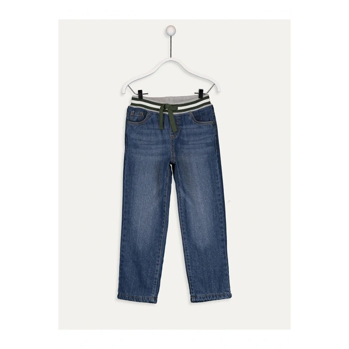 LCW Kids İndigo Rahat Kalıp Erkek Çocuk Jean Pantolon
