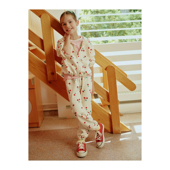 LCW Kids Kiraz Baskılı Kız Çocuk Jogger Eşofman Altı (W5)