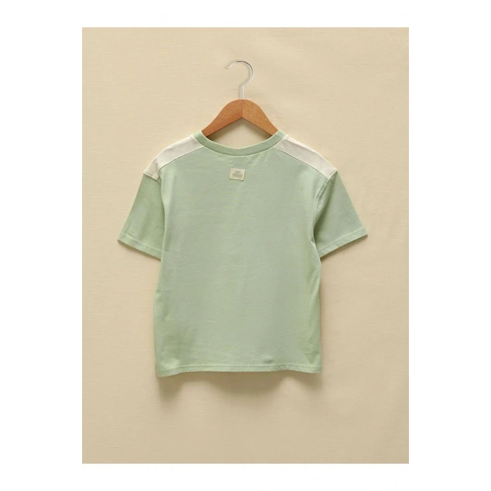 LCW Kids Yeşil Bisiklet Yaka Baskılı Kısa Kollu Kız Çocuk Tişört