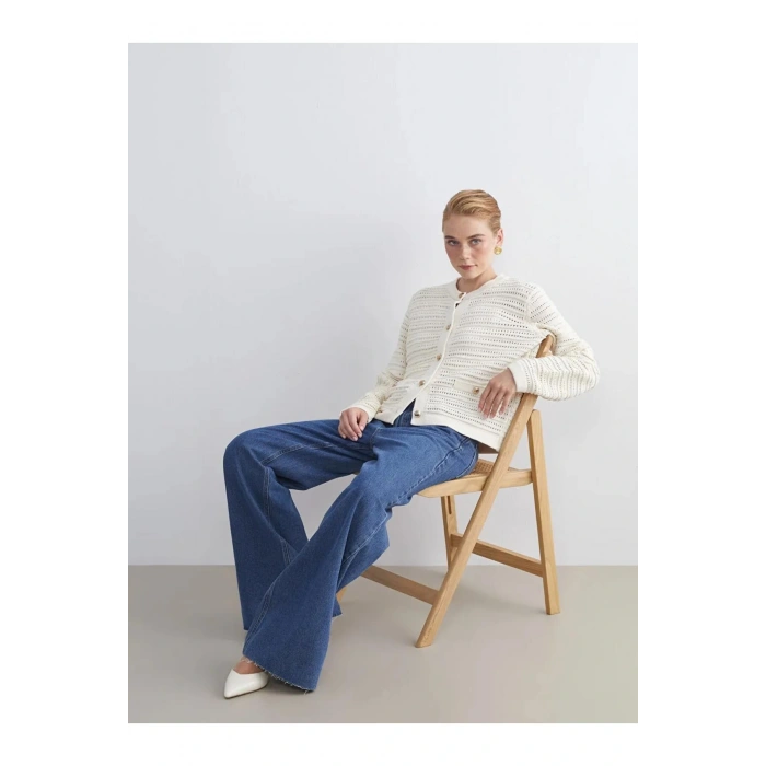 LCW Modest Ekru Bisiklet Yaka Ajurlu Kadın Triko Hırka