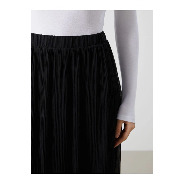 LCW Modest Siyah Beli Lastikli Dokulu Kadın Etek