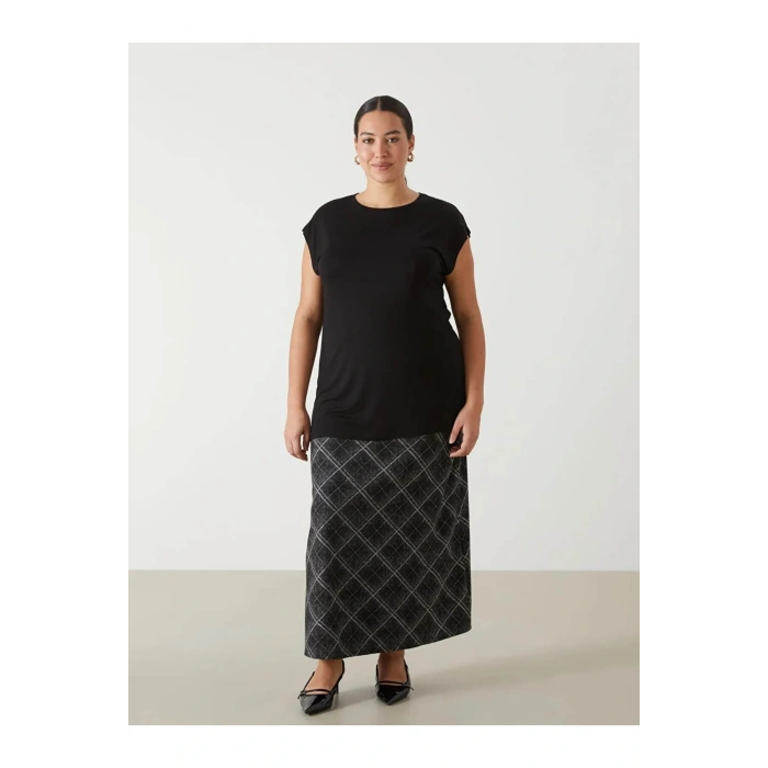 LCW Modest Siyah Bisiklet Yaka Kadın Tunik