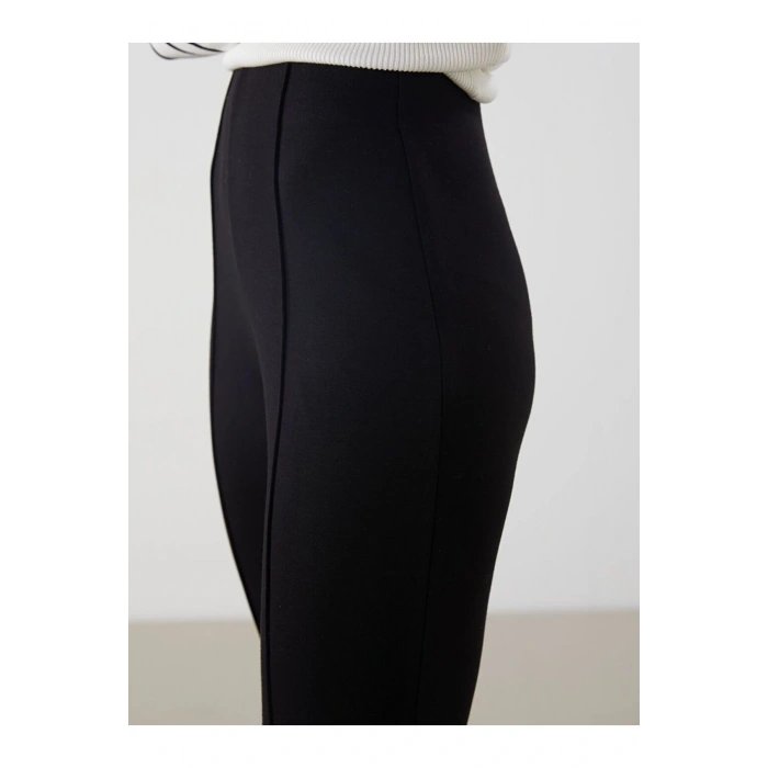 LCW Vision Beli Lastikli İspanyol Paça Kadın Pantolon