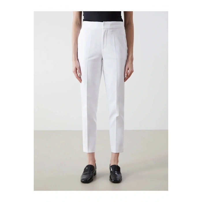 LCW Vision Beyaz Beli Lastikli Dar Fit Kadın Pantolon
