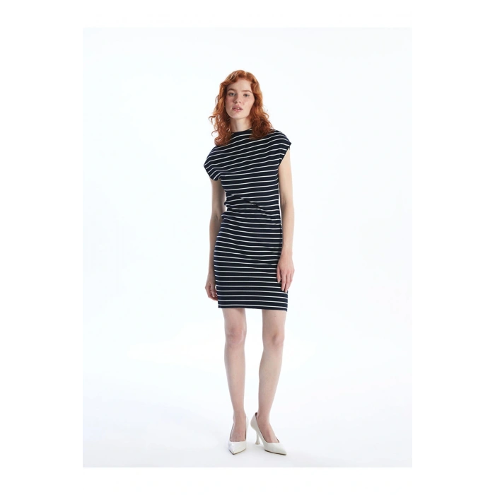 LCW Vision Beyaz Çizgili Dik Yaka Çizgili Kadın Elbise