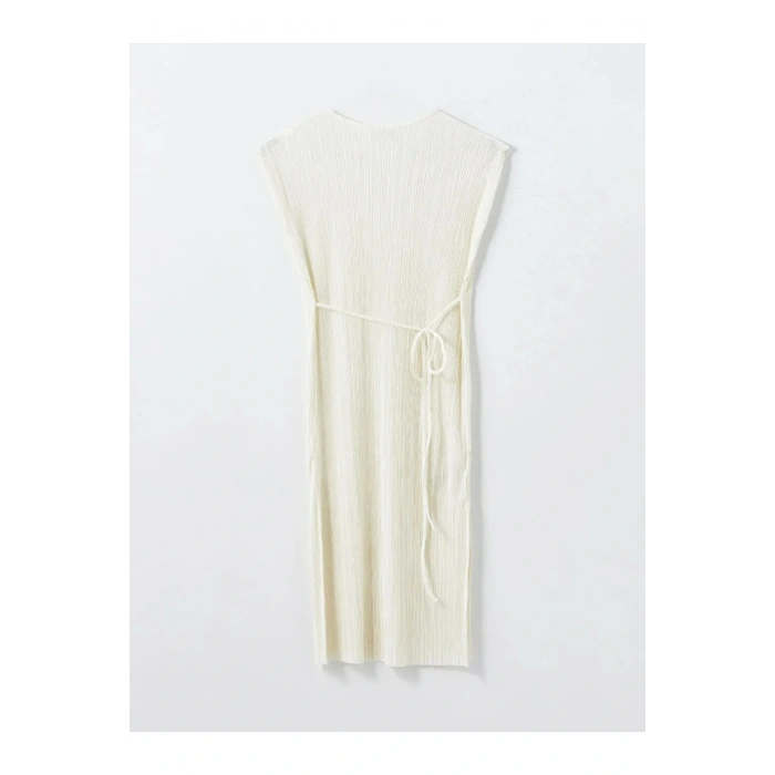 LCW Vision Buxe Beyazı Bisiklet Yaka Dokulu Kadın Elbise