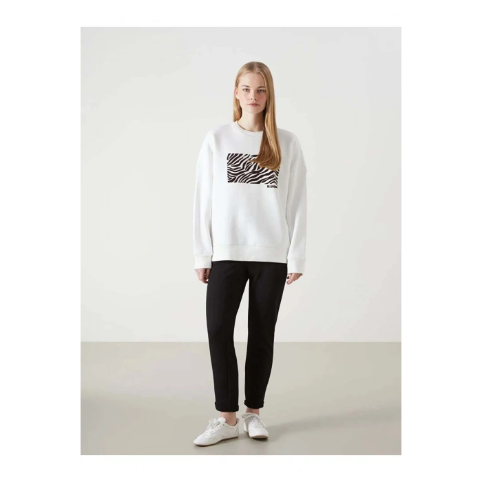 LCW Vision Ekru Bisiklet Yaka Baskılı Oversize Kadın Kalın Sweatshirt