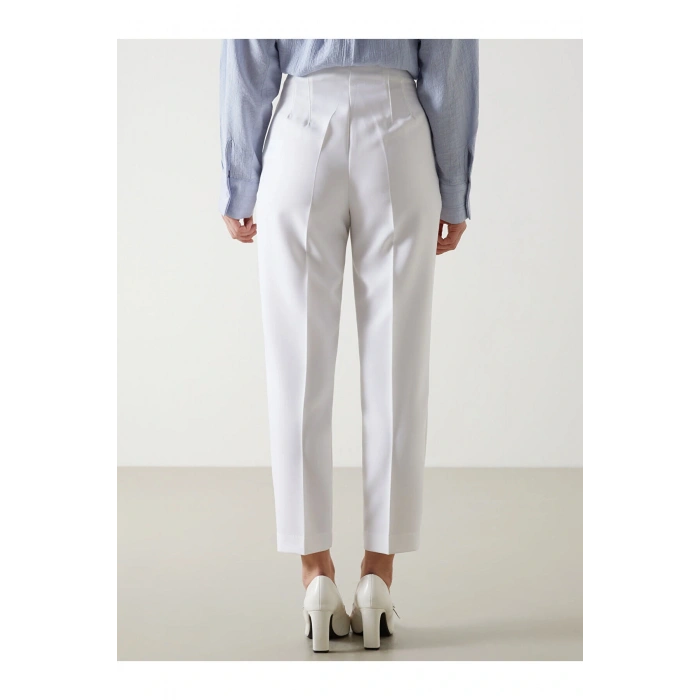 LCW Vision Ekru Dar Fit Kadın Pantolon