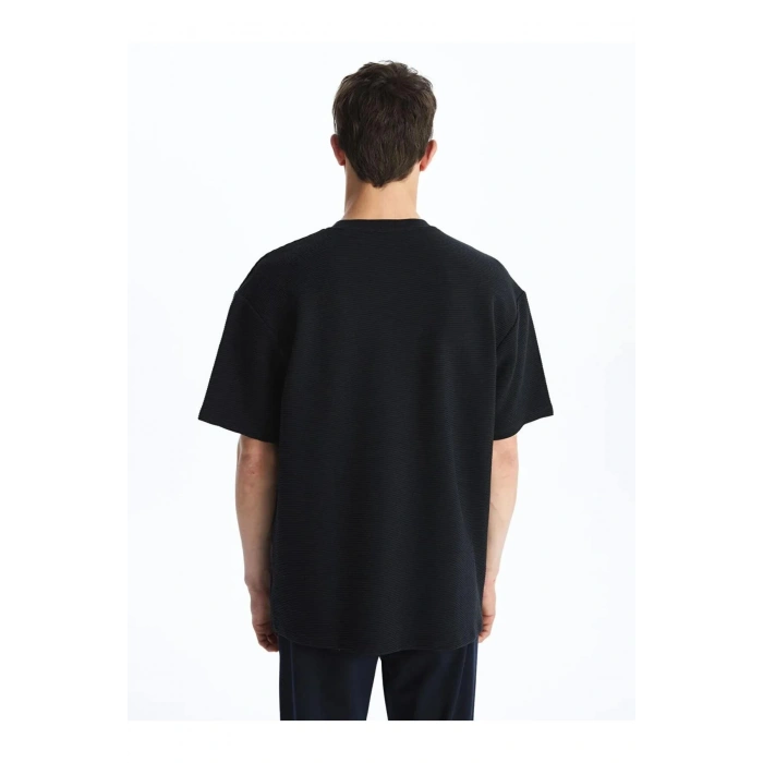 LCW Vision Siyah Bisiklet Yaka Kısa Kollu Erkek Dokulu Tişört  İlk siz değerlendirin