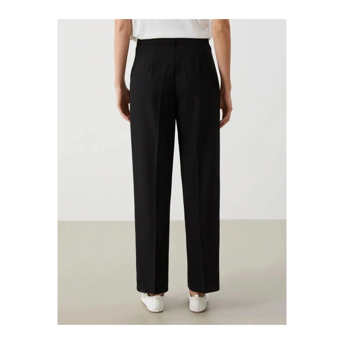 LCW Vision Siyah Dar Fit Kadın Pantolon