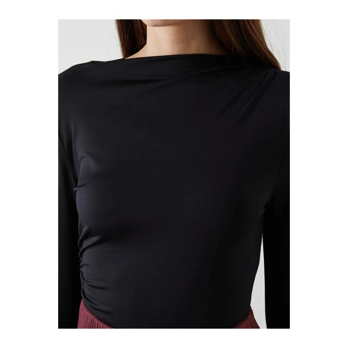 LCW Vision Siyah Dik Yaka Kadın Body