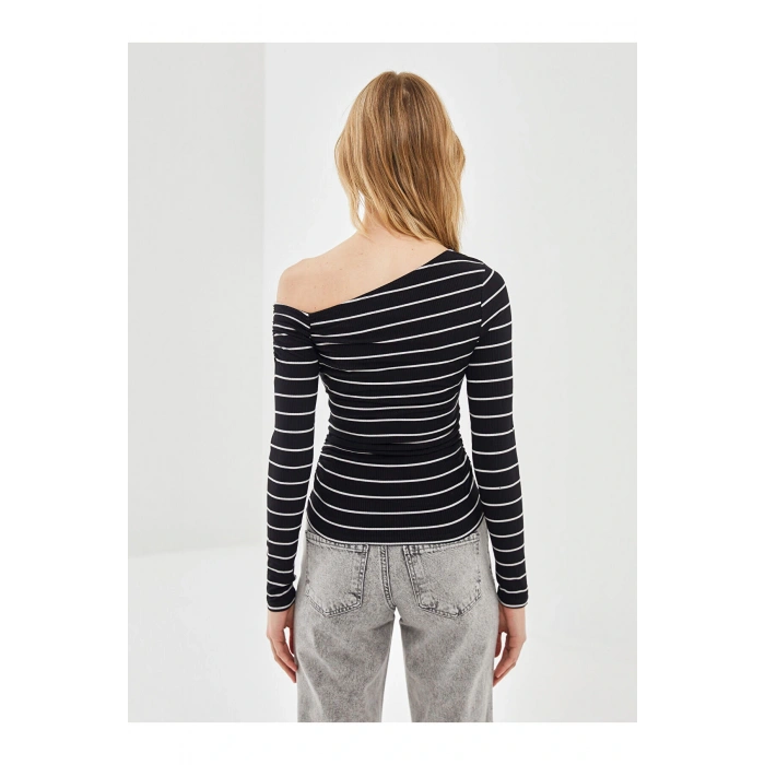 LCW Vision Siyah Kayık Yaka Çizgili Kadın Body
