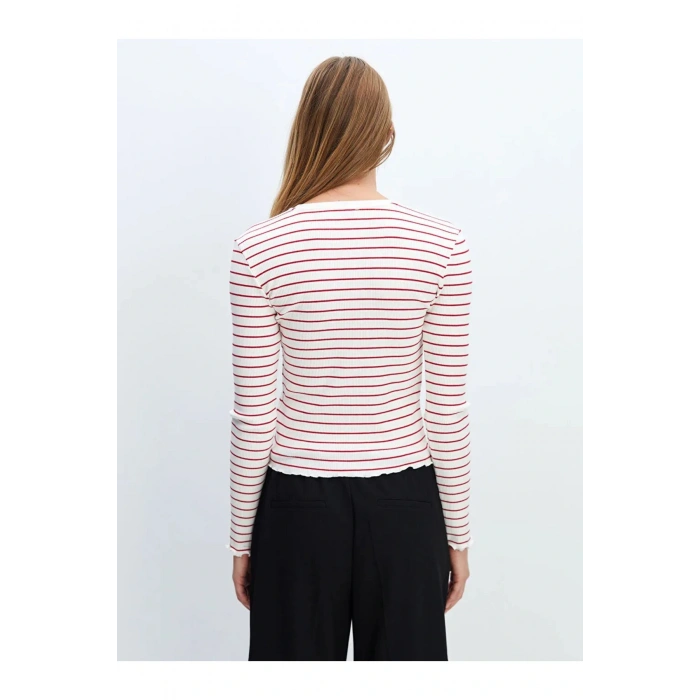 LCW Vision Kırmızı Cizgili Bisiklet Yaka Çizgili Kadın Tişört