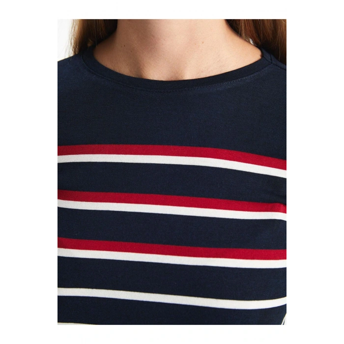 LCWAIKIKI Basic Çizgili Bisiklet Yaka Çizgili Kadın Tişört (W4)