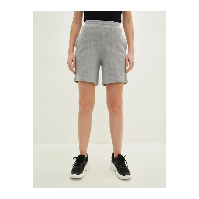 LCWAIKIKI Basic Gri Beli Lastikli Düz Cep Detaylı Kadın Şort