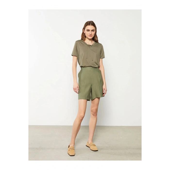 LCWAIKIKI Basic Haki Beli Lastikli Düz Cep Detaylı Kadın Şort