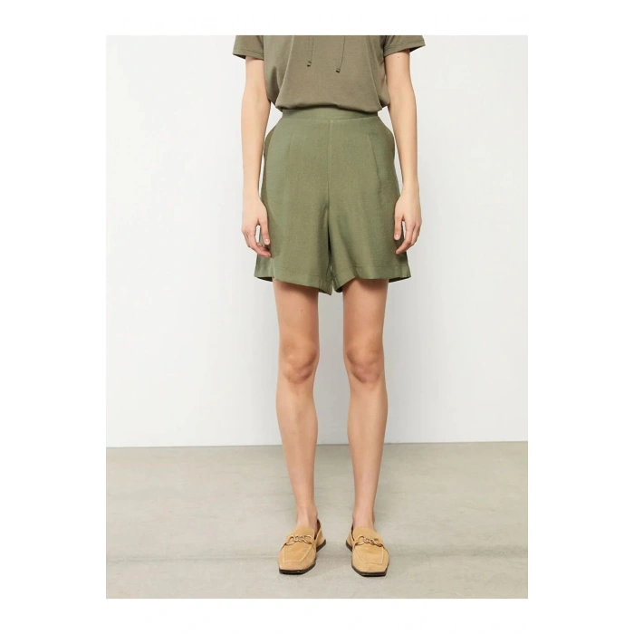 LCWAIKIKI Basic Haki Beli Lastikli Düz Cep Detaylı Kadın Şort