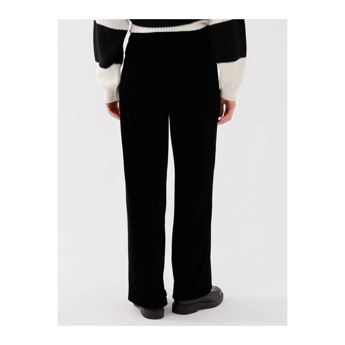 LCWAIKIKI Basic Siyah Standart Fit Düz Geniş Paça Kadife Kadın Pantolon 67 Değerlendirme