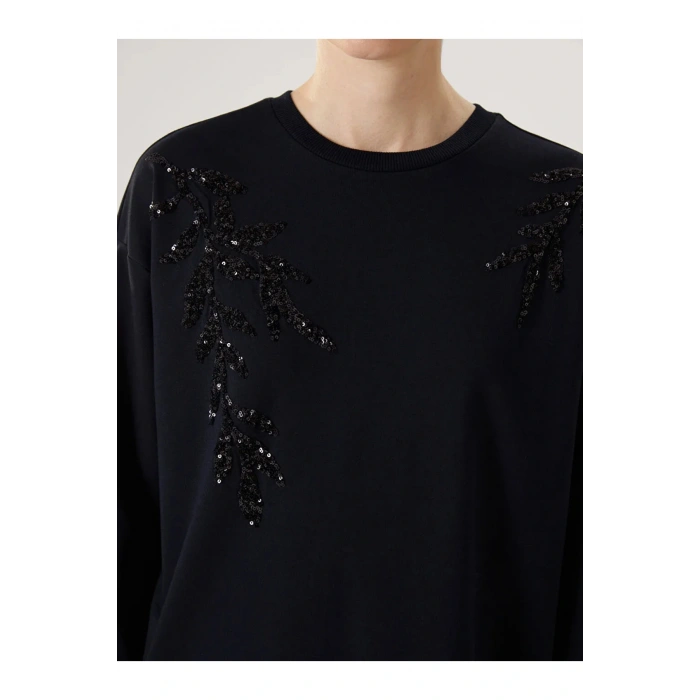 LCWAIKIKI Basic Siyah Bisiklet Yaka Pul İşlemeli Oversize Kadın Sweatshirt Tunik