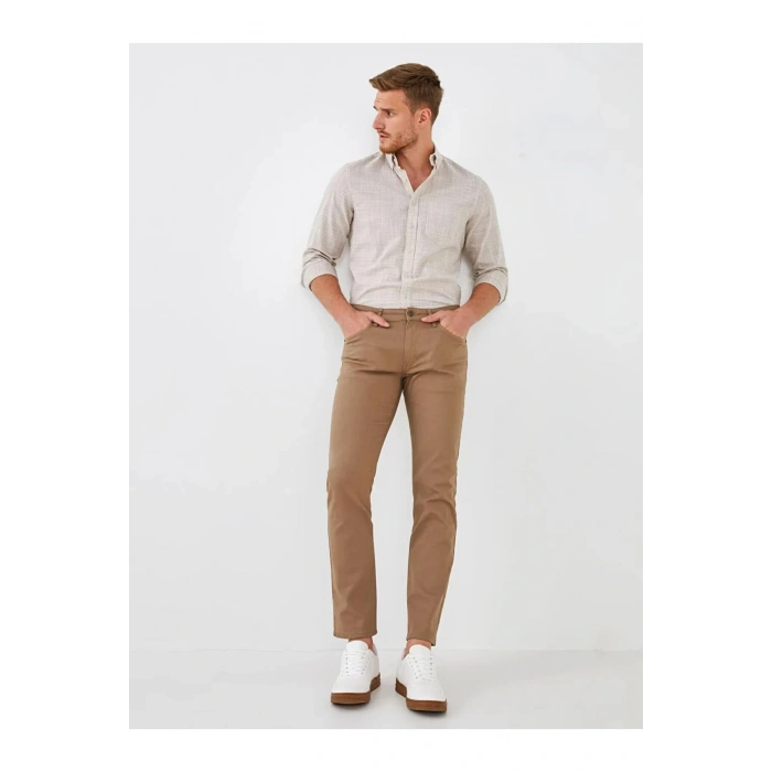 LCWAIKIKI Classic Bej Dar Kalıp Gabardin Erkek Chino Pantolon