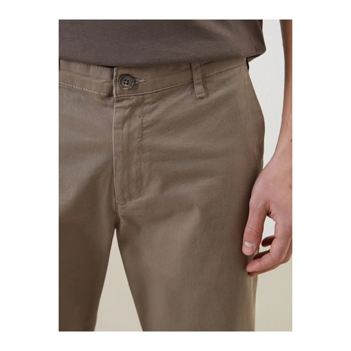 LCWAIKIKI Classic Bej Standart Kalıp Gabardin Erkek Chino Pantolon