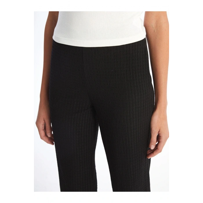 LCWAIKIKI Classic Beli Lastikli Dokulu Kadın Pantolon