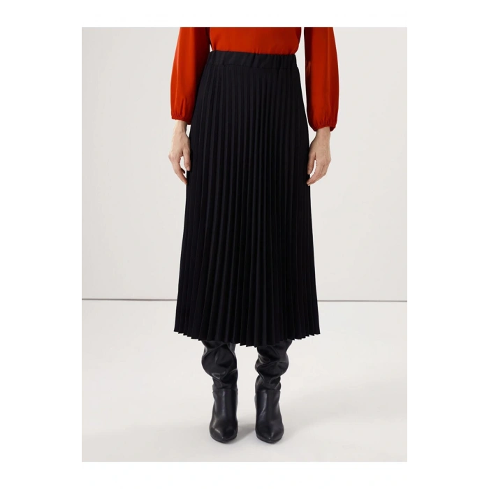 LCWAIKIKI Classic Beli Lastikli Pileli Kadın Etek