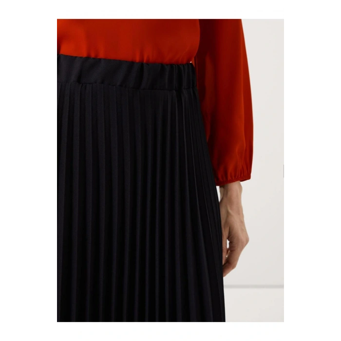 LCWAIKIKI Classic Beli Lastikli Pileli Kadın Etek