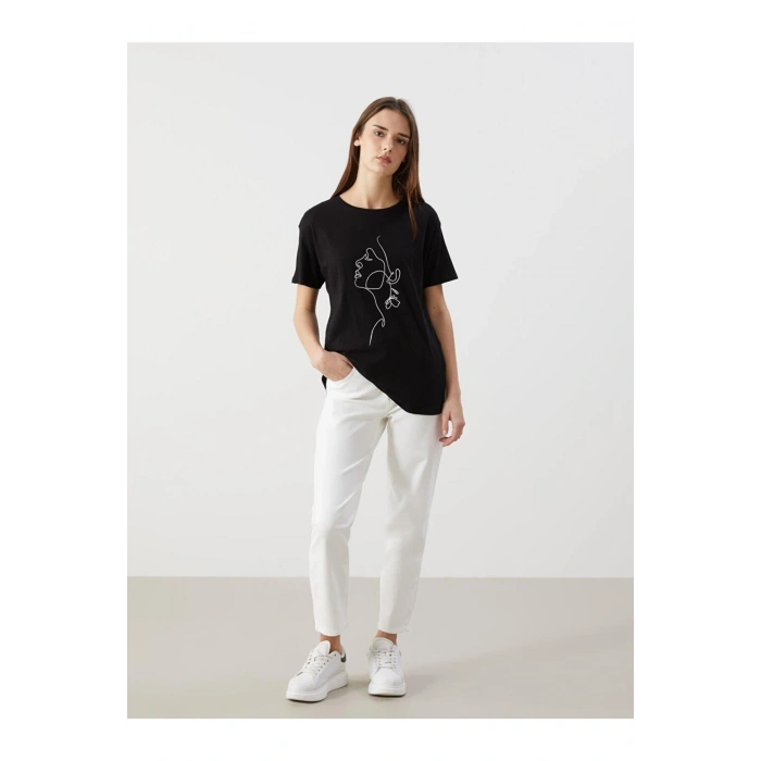 LCWAIKIKI Classic Bisiklet Yaka Baskılı Kadın Tişört