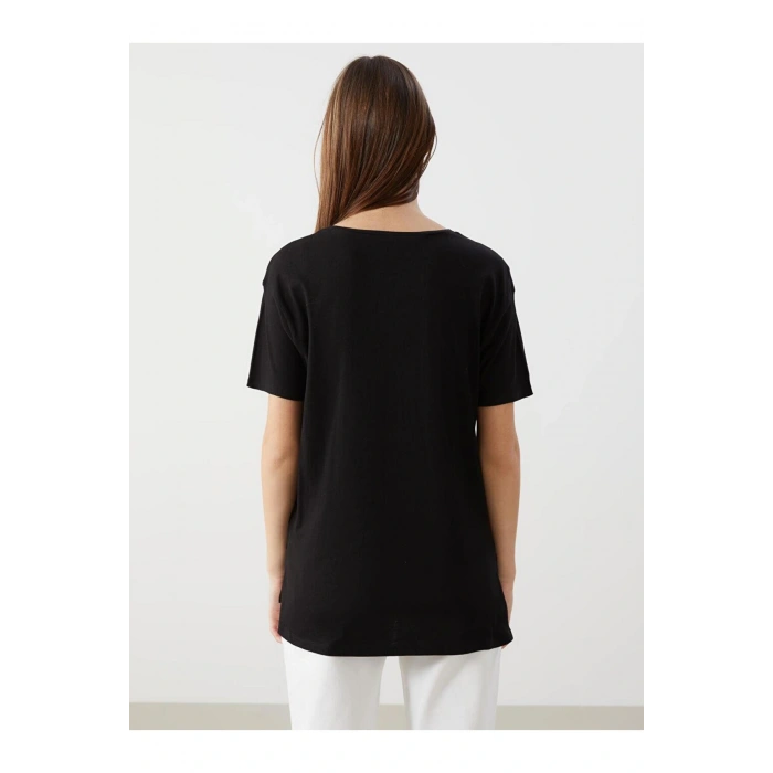 LCWAIKIKI Classic Bisiklet Yaka Baskılı Kadın Tişört