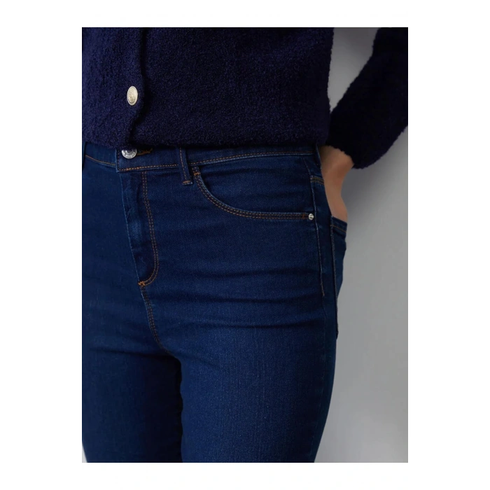 LCWAIKIKI Classic İndigo Straight Fit Kadın Jean Pantolon