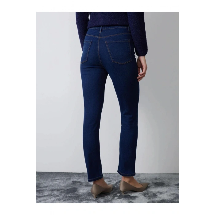 LCWAIKIKI Classic İndigo Straight Fit Kadın Jean Pantolon