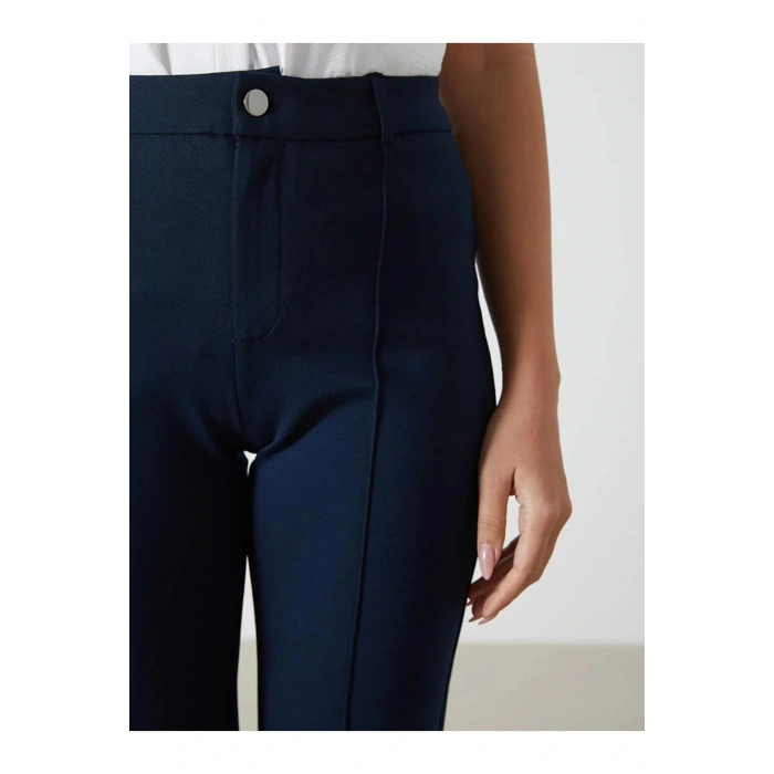 LCWAIKIKI Classic Lacivert Dar Fit Kadın Pantolon