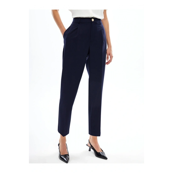 LCWAIKIKI Classic Lacivert Loose Fit Kadın Pantolon