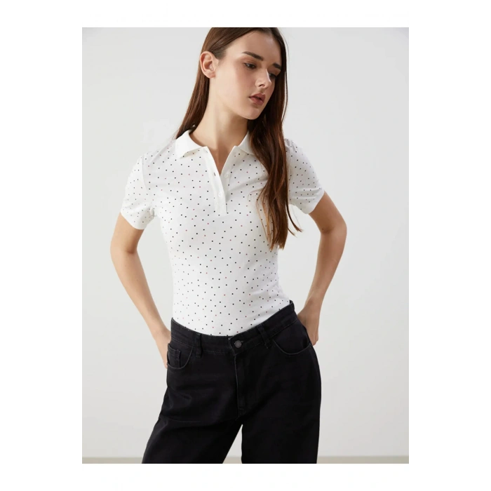 LCWAIKIKI Classic  Polo Yaka Desenli Kadın Tişört