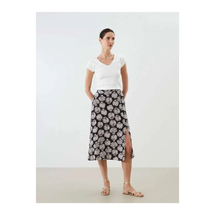 LCWAIKIKI Classic Siyah Beli Lastikli Desenli Yırtmaçlı Etek